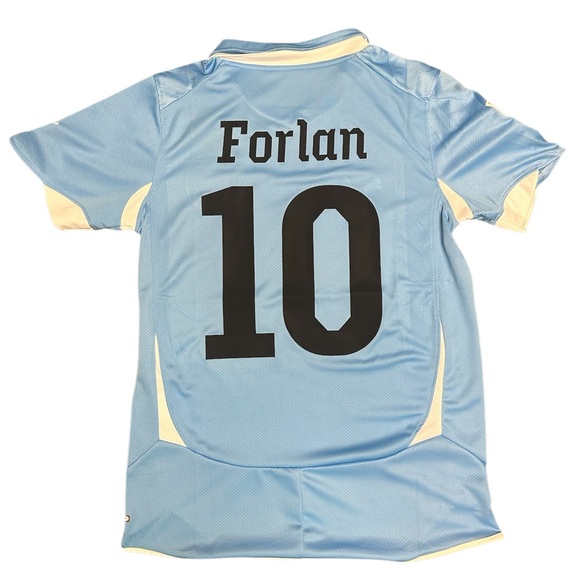 2010 World Cup Uruguay home kit. Diego Forlan soccer football jersey. NWT - Picture 2 of 2